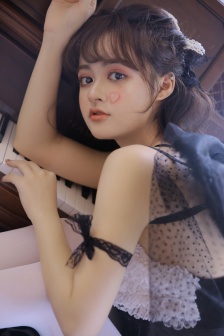 两个人HD高清在线观看视频